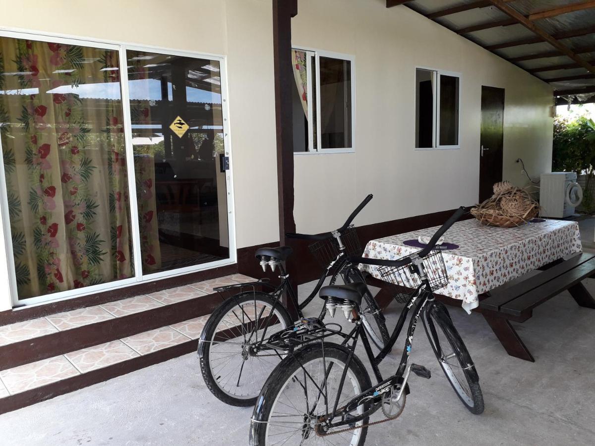Chez Taia Et Vero Tiputa ภายนอก รูปภาพ